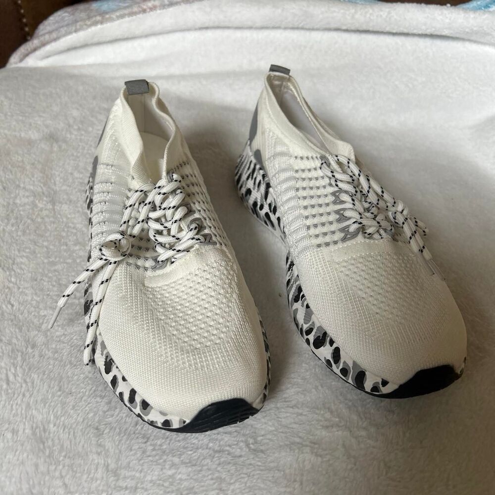 Marleylily white & black trainers tennis shoes sneakers women's 9